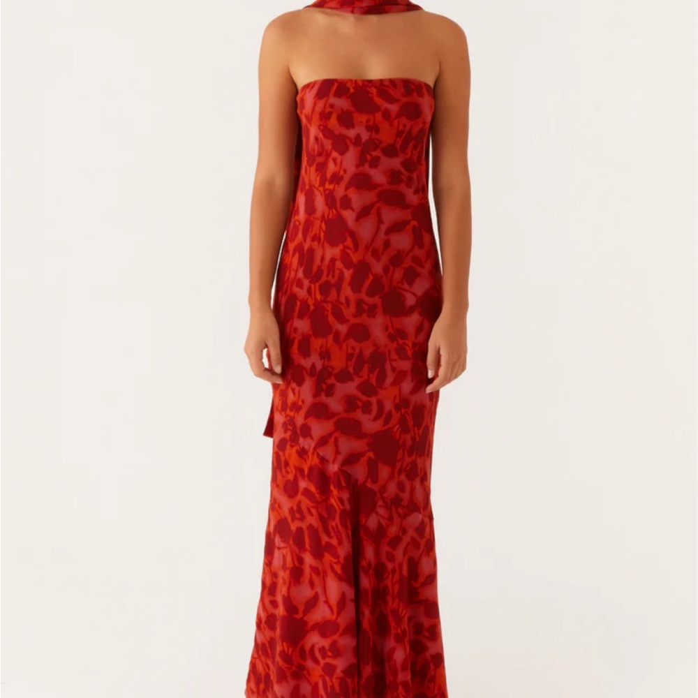 Peppermayo Red Strapless Velvet-Print Gown with Choker - Picture 4 of 4